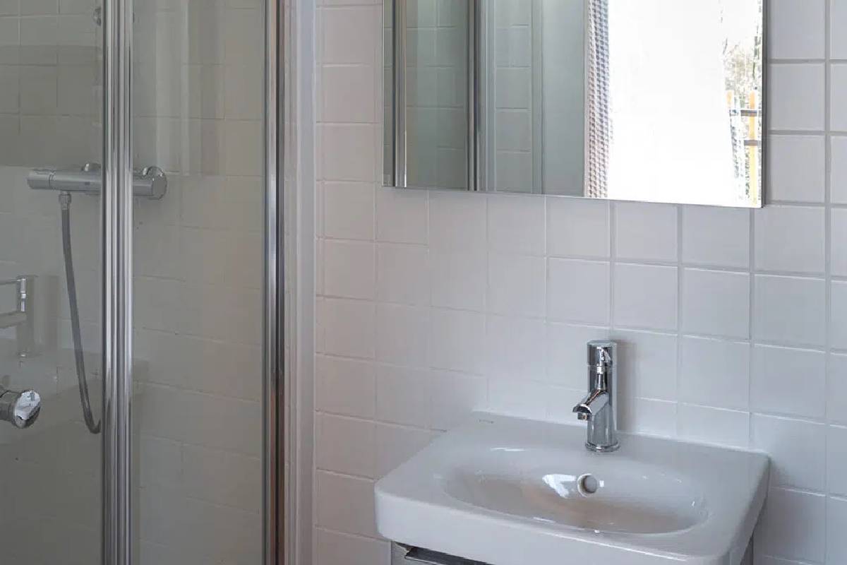 Building maintenance contractors in Hull and Yorkshire.